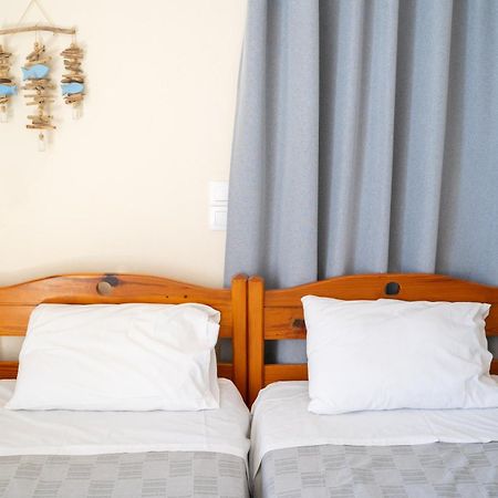 Agia Marina Nefeli Rooms מראה חיצוני תמונה