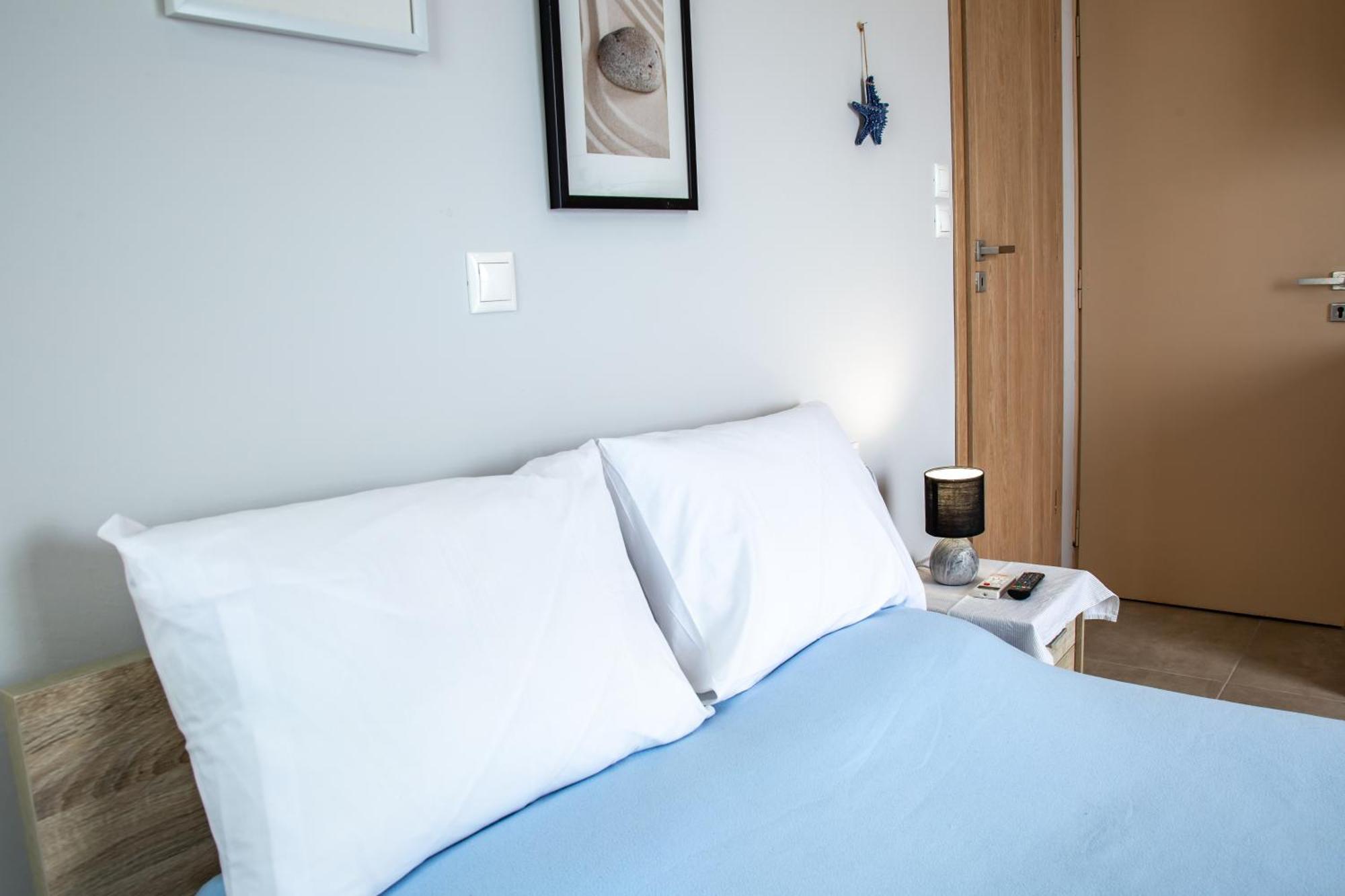 Agia Marina Nefeli Rooms מראה חיצוני תמונה