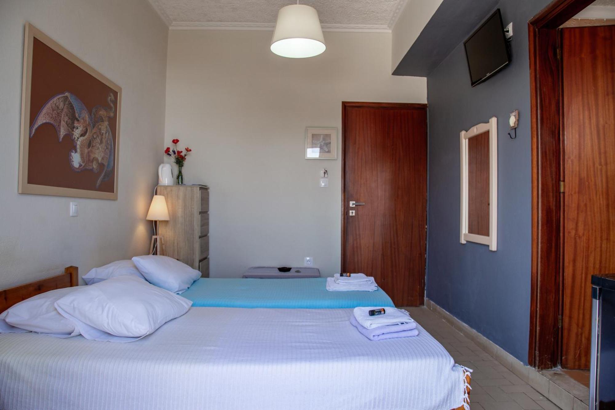Agia Marina Nefeli Rooms מראה חיצוני תמונה
