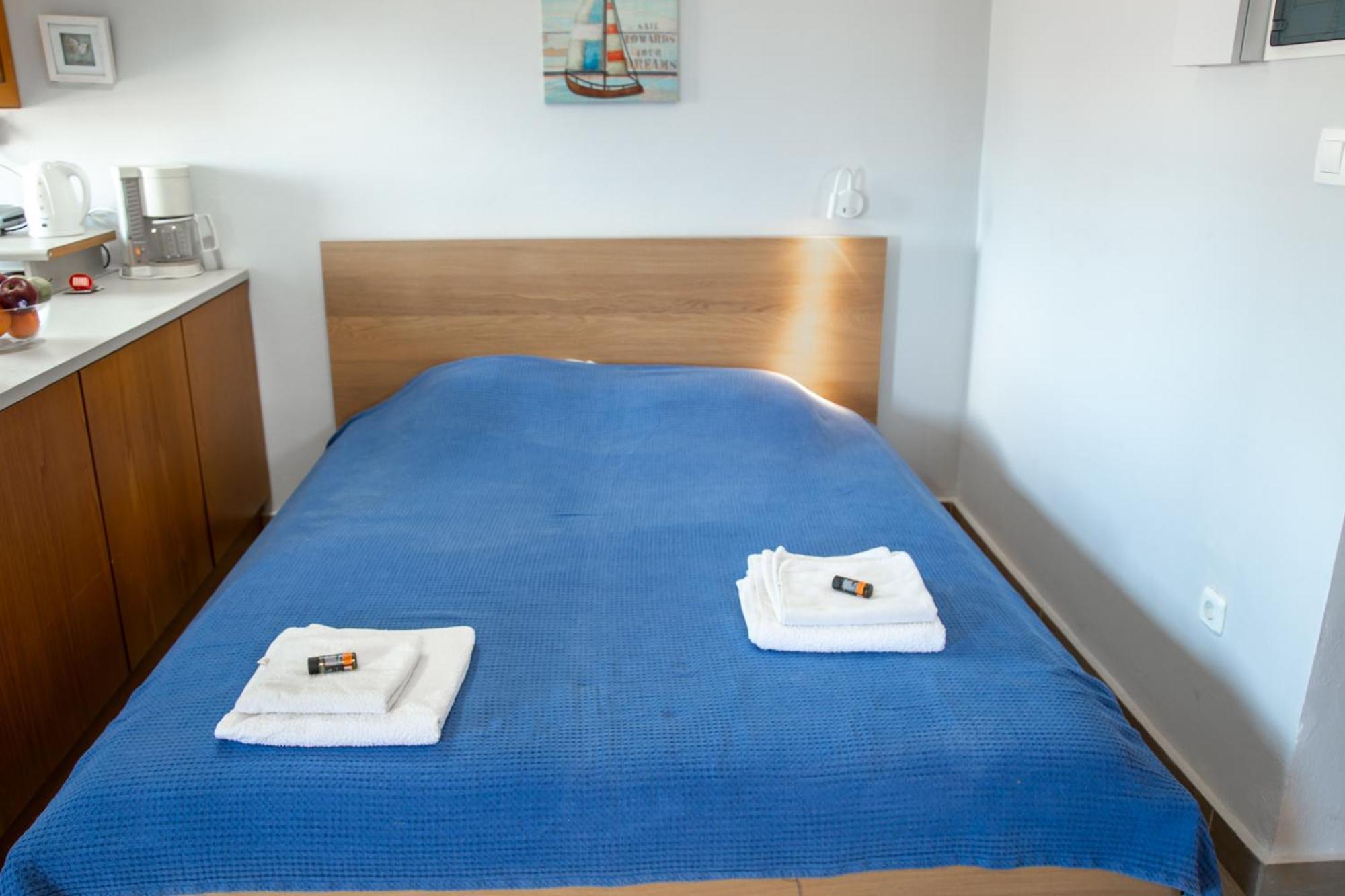 Agia Marina Nefeli Rooms מראה חיצוני תמונה