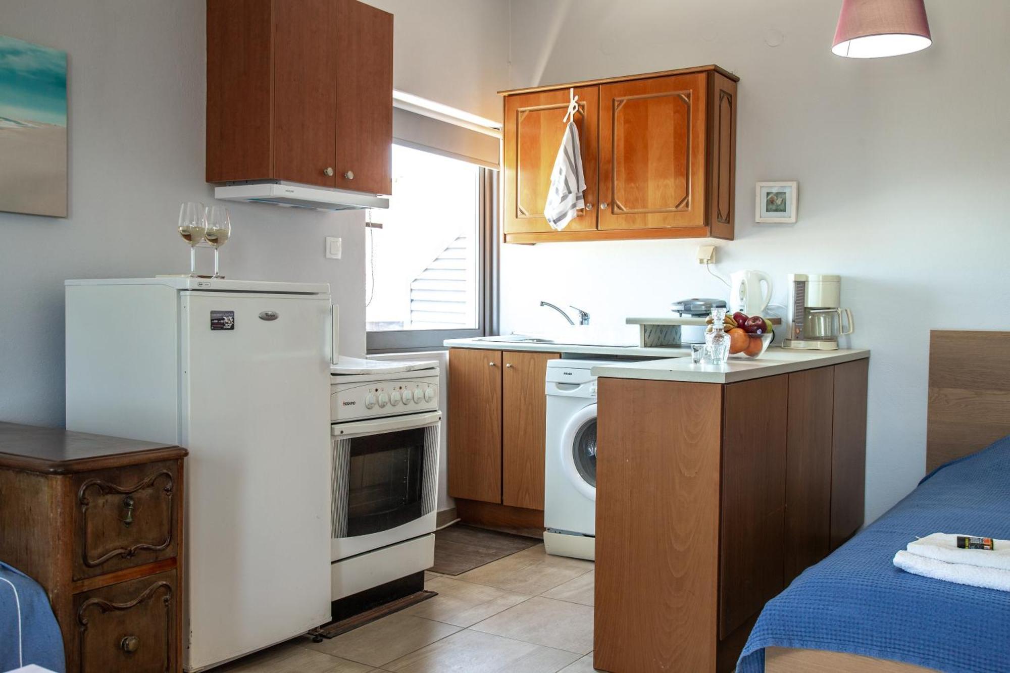 Agia Marina Nefeli Rooms מראה חיצוני תמונה
