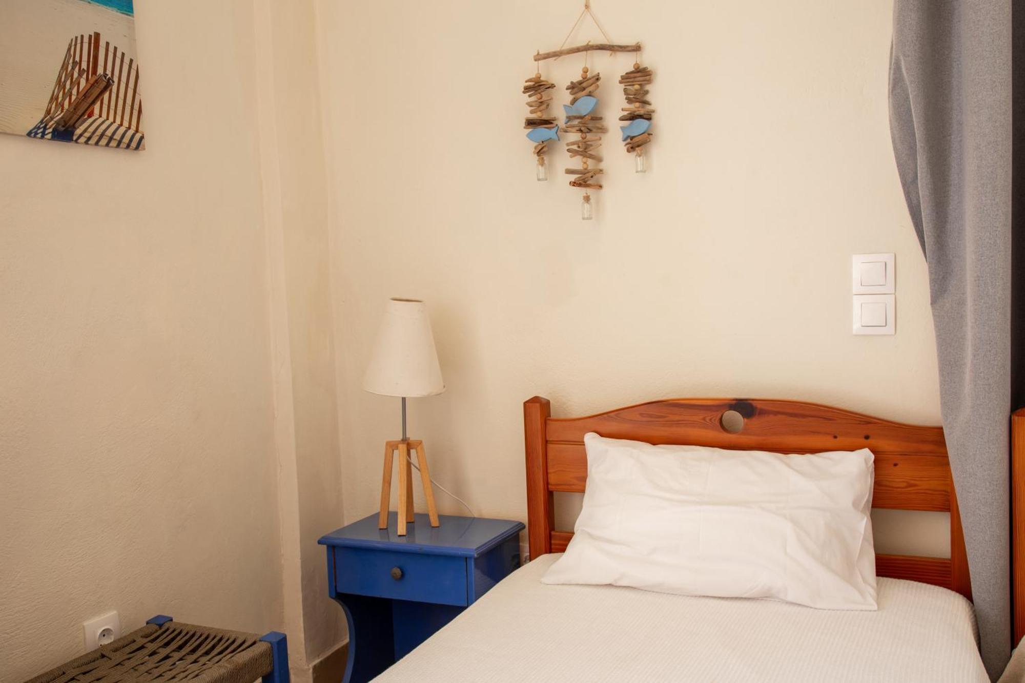 Agia Marina Nefeli Rooms מראה חיצוני תמונה