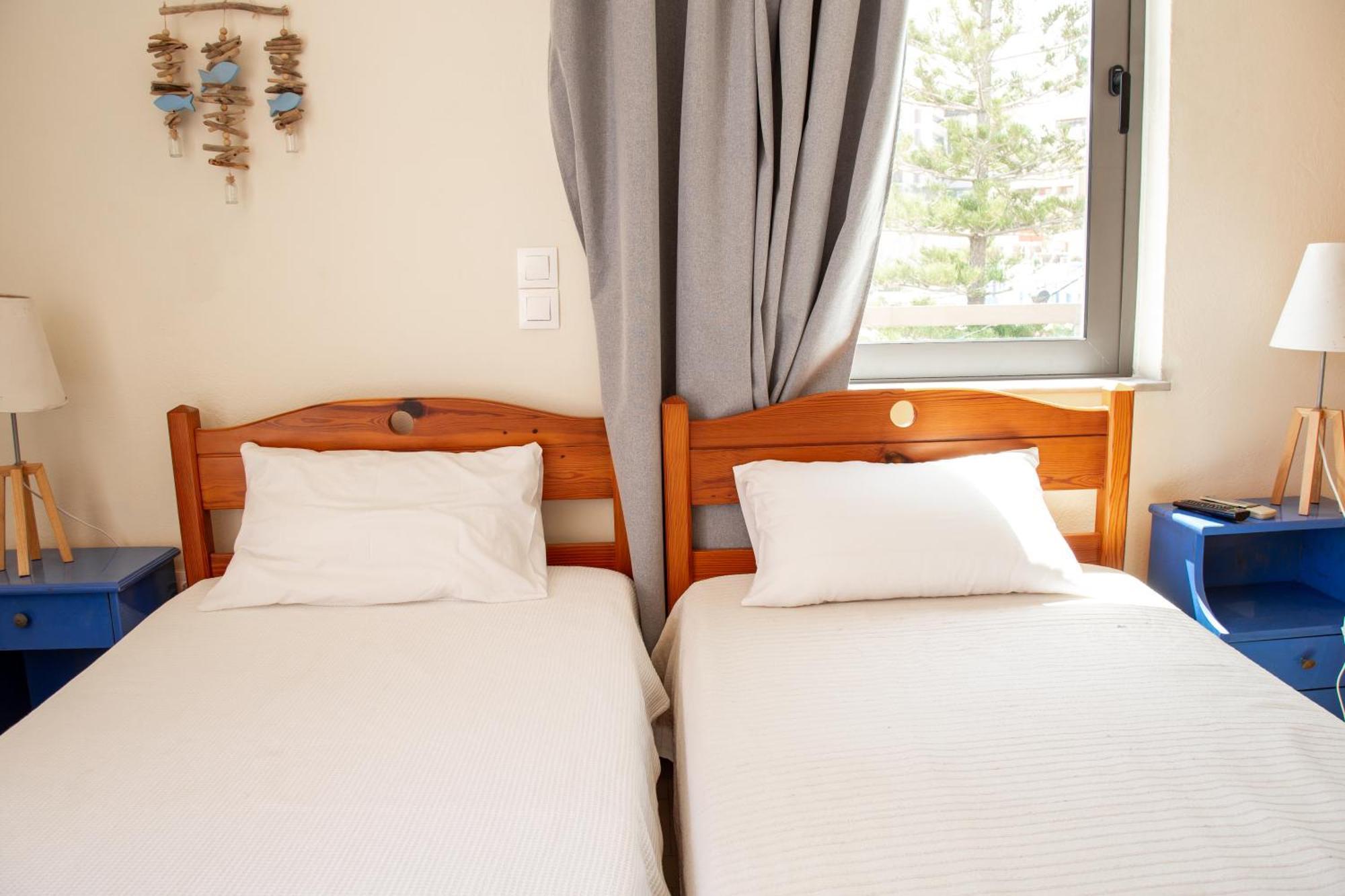 Agia Marina Nefeli Rooms מראה חיצוני תמונה