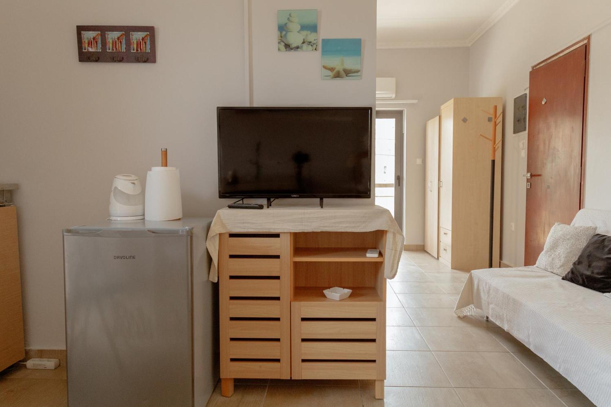 Agia Marina Nefeli Rooms מראה חיצוני תמונה